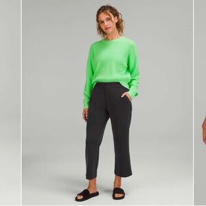 Lululemon Softstreme High-Rise Straight Leg Crop